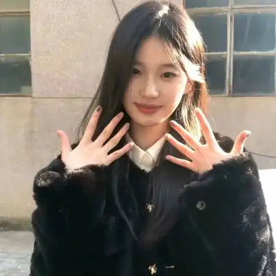 段绮玉